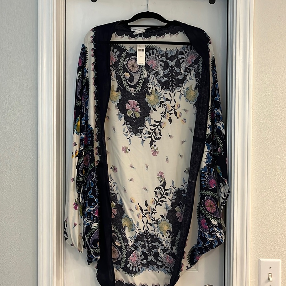 NWT Anthropologie Shrug